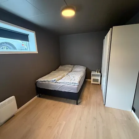 Apartamento Cozy Apartment, Walking Distance To The Center