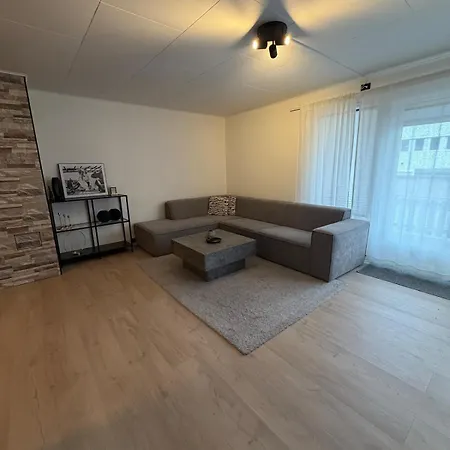 Apartamento Cozy Apartment, Walking Distance To The Center *