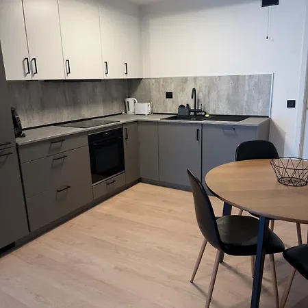 Apartamento Cozy Apartment, Walking Distance To The Center *